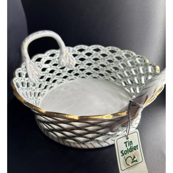Andrea by Sadek Porcelain Basket Bowl Green & Gold Accents - Picture 8 of 11